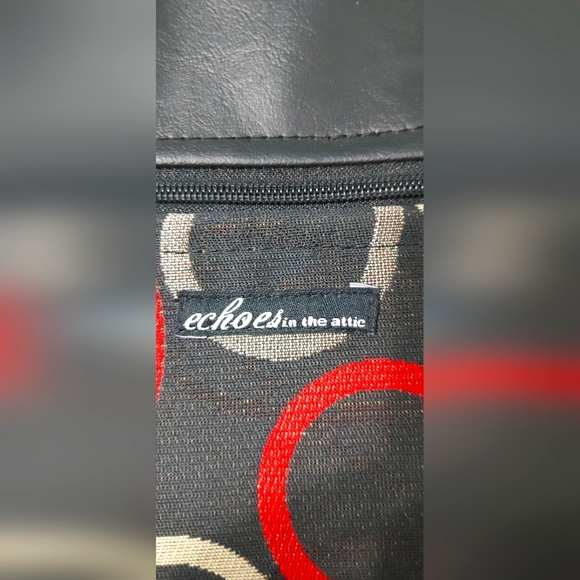 Echoes in the Attic Cross Body Bag NWT - Picture 7 of 7